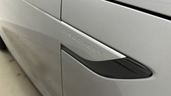 2025 (75) LAND ROVER DISCOVERY 3.0 D350 Dynamic SE 5dr Auto 5286878