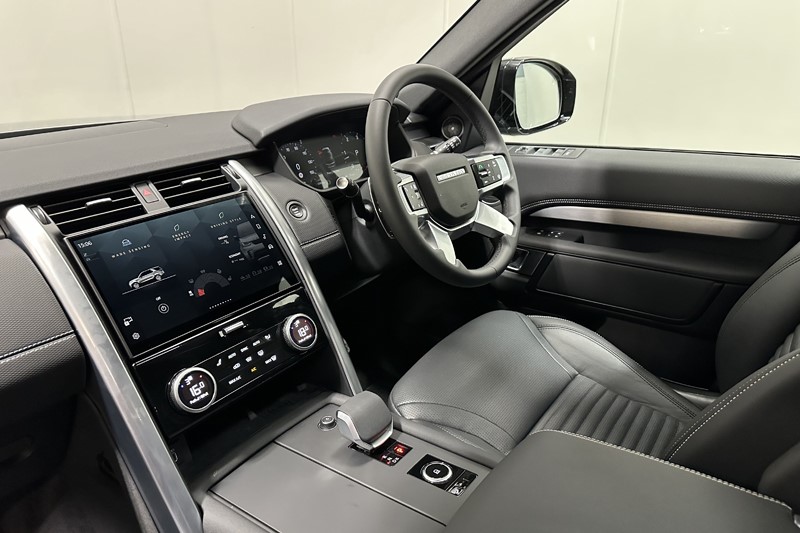 2025 (75) LAND ROVER DISCOVERY 3.0 D350 Dynamic SE 5dr Auto 5286862