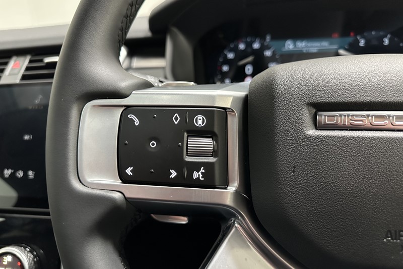 2025 (75) LAND ROVER DISCOVERY 3.0 D350 Dynamic SE 5dr Auto 5286840