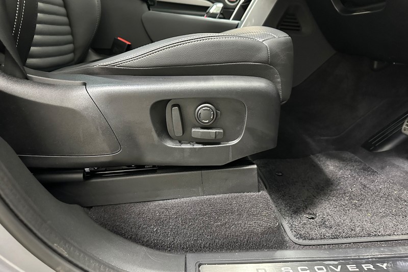 2025 (75) LAND ROVER DISCOVERY 3.0 D350 Dynamic SE 5dr Auto 5286834