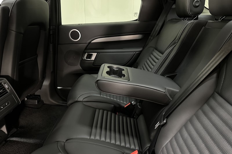 2025 (75) LAND ROVER DISCOVERY 3.0 D350 Dynamic SE 5dr Auto 5286866