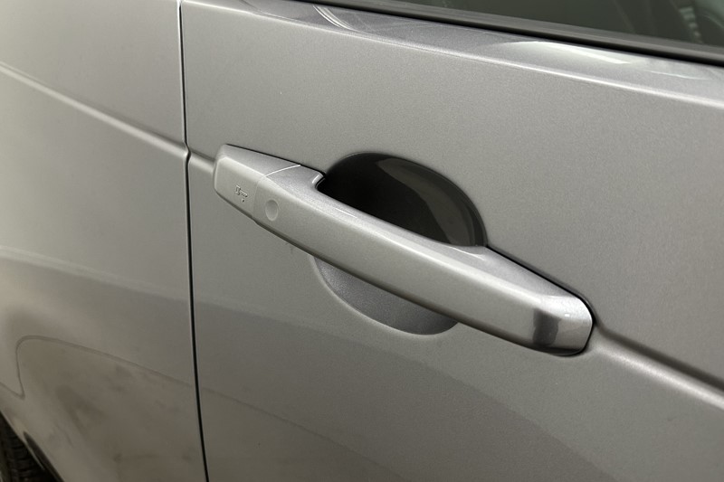 2025 (75) LAND ROVER DISCOVERY 3.0 D350 Dynamic SE 5dr Auto 5286876