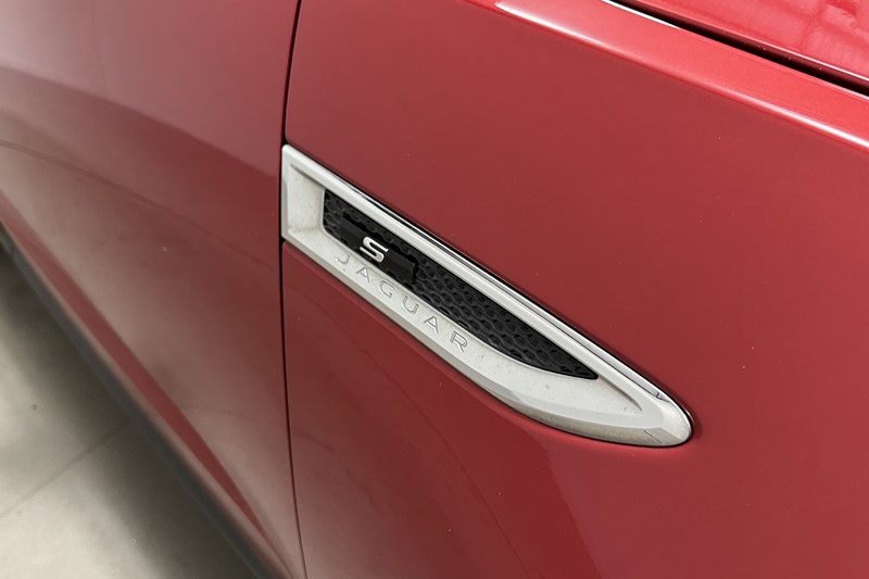 2019 (69) JAGUAR E-PACE 2.0d [180] S 5dr Auto 5307762