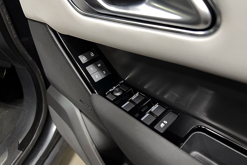 2024 (24) LAND ROVER RANGE ROVER VELAR 2.0 P250 Dynamic SE 5dr Auto 5291997