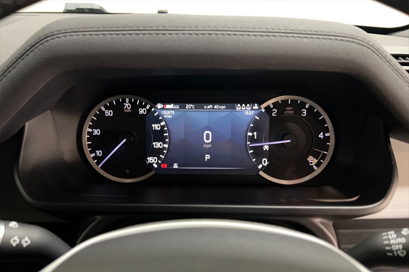 2023 (23) LAND ROVER DEFENDER 3.0 D250 SE 110 5dr Auto 5307436