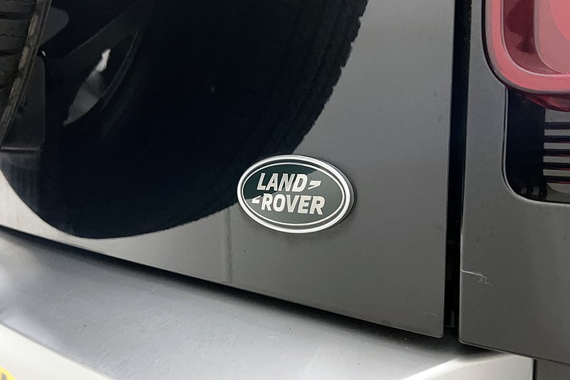 2023 (23) LAND ROVER DEFENDER 3.0 D250 SE 110 5dr Auto 5307461