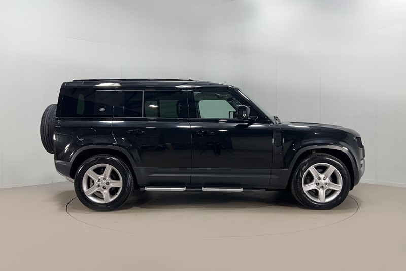 2023 (23) LAND ROVER DEFENDER 3.0 D250 SE 110 5dr Auto 5307417