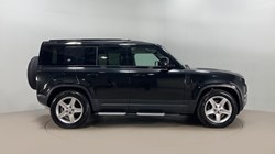 2023 (23) LAND ROVER DEFENDER 3.0 D250 SE 110 5dr Auto 5307417