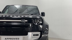 2023 (23) LAND ROVER DEFENDER 3.0 D250 SE 110 5dr Auto 5307470