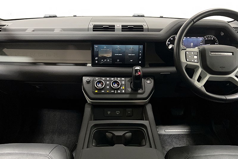 2023 (23) LAND ROVER DEFENDER 3.0 D250 SE 110 5dr Auto 5307422