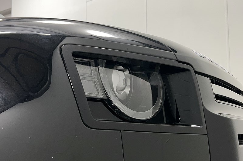 2023 (23) LAND ROVER DEFENDER 3.0 D250 SE 110 5dr Auto 5307468