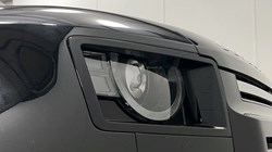 2023 (23) LAND ROVER DEFENDER 3.0 D250 SE 110 5dr Auto 5307468