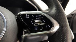 2023 (72) JAGUAR F-PACE 2.0 D200 R-Dynamic SE Black 5dr Auto AWD 5300142