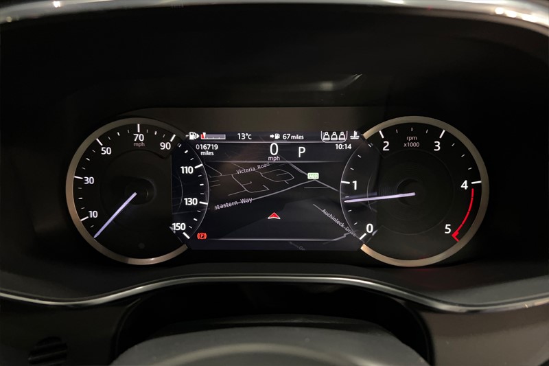 2023 (72) JAGUAR F-PACE 2.0 D200 R-Dynamic SE Black 5dr Auto AWD 5300144