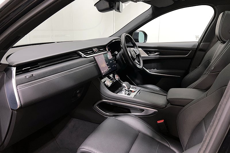 2023 (72) JAGUAR F-PACE 2.0 D200 R-Dynamic SE Black 5dr Auto AWD 5300155