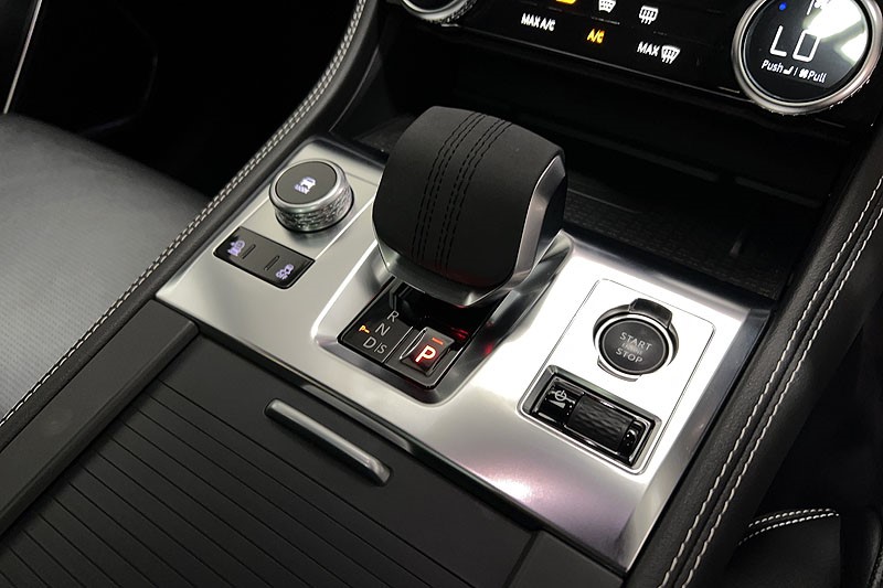 2023 (72) JAGUAR F-PACE 2.0 D200 R-Dynamic SE Black 5dr Auto AWD 5300145