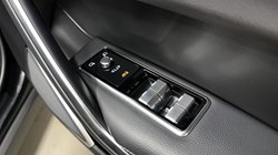 2023 (72) JAGUAR F-PACE 2.0 D200 R-Dynamic SE Black 5dr Auto AWD 5300136