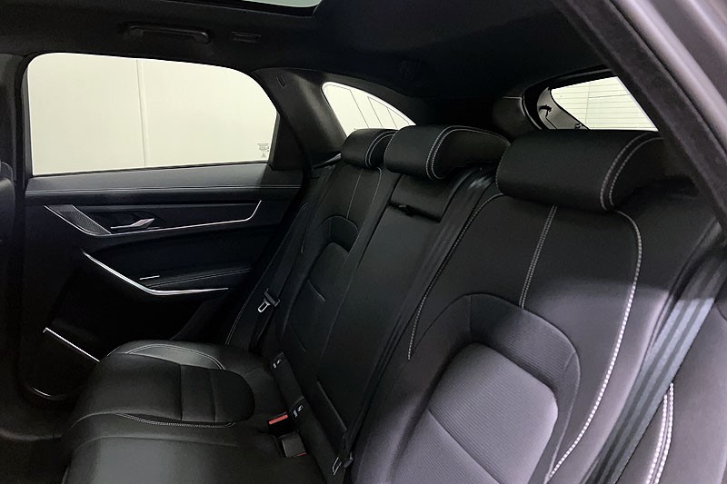 2023 (72) JAGUAR F-PACE 2.0 D200 R-Dynamic SE Black 5dr Auto AWD 5300159