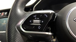 2023 (72) JAGUAR F-PACE 2.0 D200 R-Dynamic SE Black 5dr Auto AWD 5300143