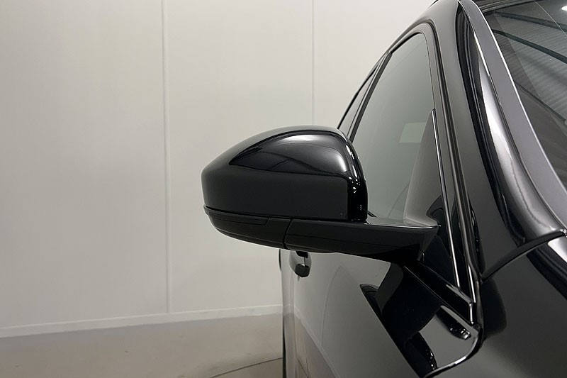 2023 (72) JAGUAR F-PACE 2.0 D200 R-Dynamic SE Black 5dr Auto AWD 5300171