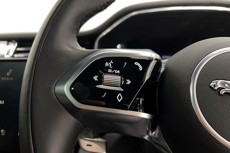 2023 (73) JAGUAR F-PACE 2.0 D200 R-Dynamic HSE Black 5dr Auto AWD 5314477