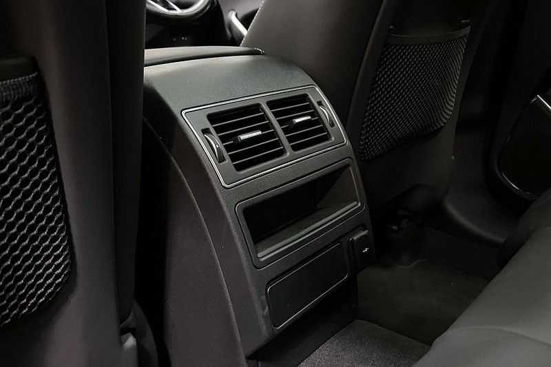 2023 (73) JAGUAR F-PACE 2.0 D200 R-Dynamic HSE Black 5dr Auto AWD 5314499