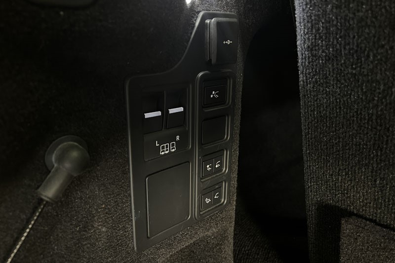 2024 (74) LAND ROVER DISCOVERY 3.0 D350 Dynamic HSE 5dr Auto 5319808