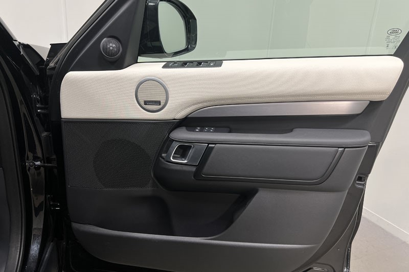 2024 (74) LAND ROVER DISCOVERY 3.0 D350 Dynamic HSE 5dr Auto 5319776