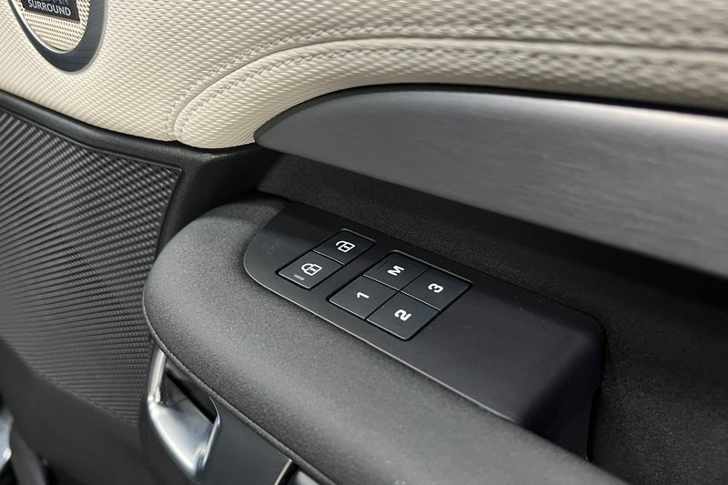 2024 (74) LAND ROVER DISCOVERY 3.0 D350 Dynamic HSE 5dr Auto 5319777