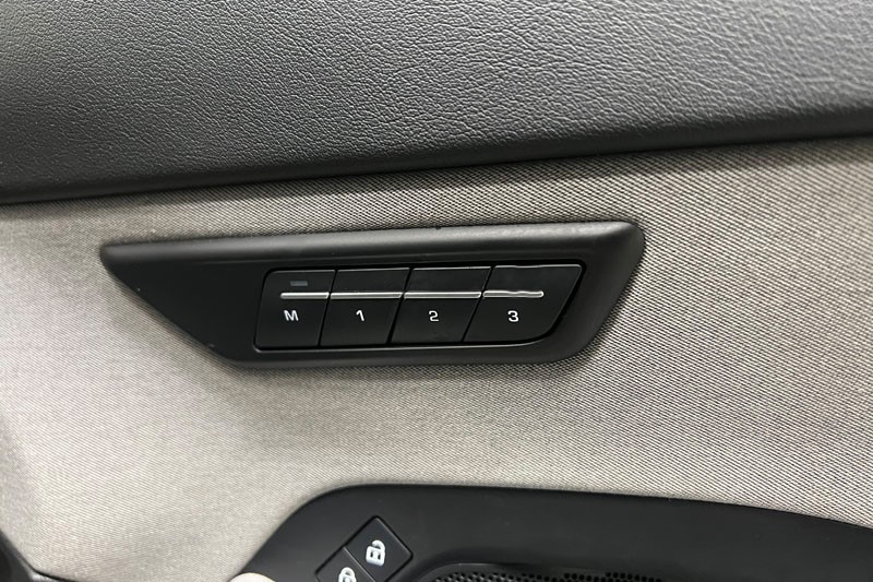 2023 (23) JAGUAR E-PACE 1.5 P300e R-Dynamic HSE 5dr Auto 5295954