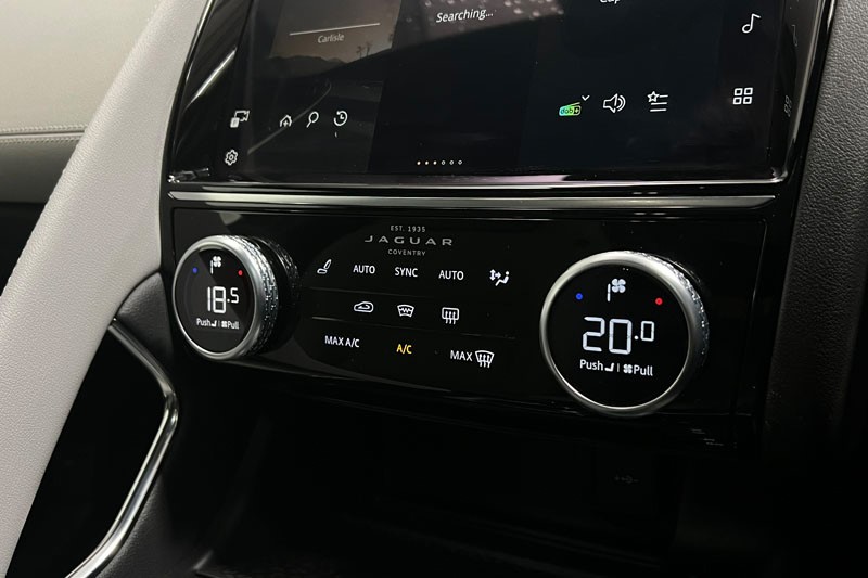 2023 (23) JAGUAR E-PACE 1.5 P300e R-Dynamic HSE 5dr Auto 5295965
