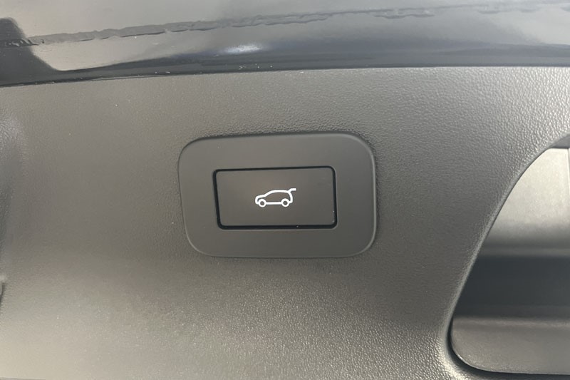 2023 (23) JAGUAR E-PACE 1.5 P300e R-Dynamic HSE 5dr Auto 5295981