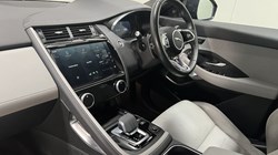 2023 (23) JAGUAR E-PACE 1.5 P300e R-Dynamic HSE 5dr Auto 5295975