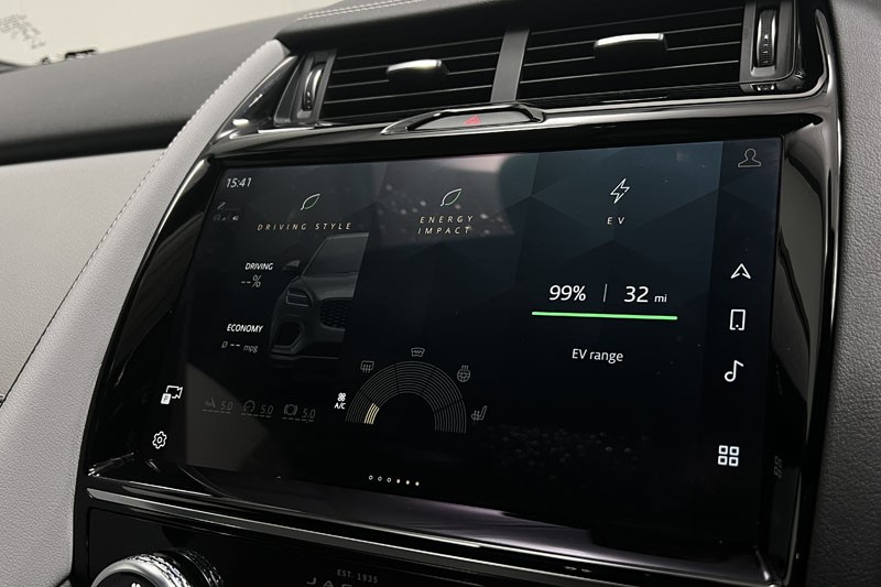 2023 (23) JAGUAR E-PACE 1.5 P300e R-Dynamic HSE 5dr Auto 5295970