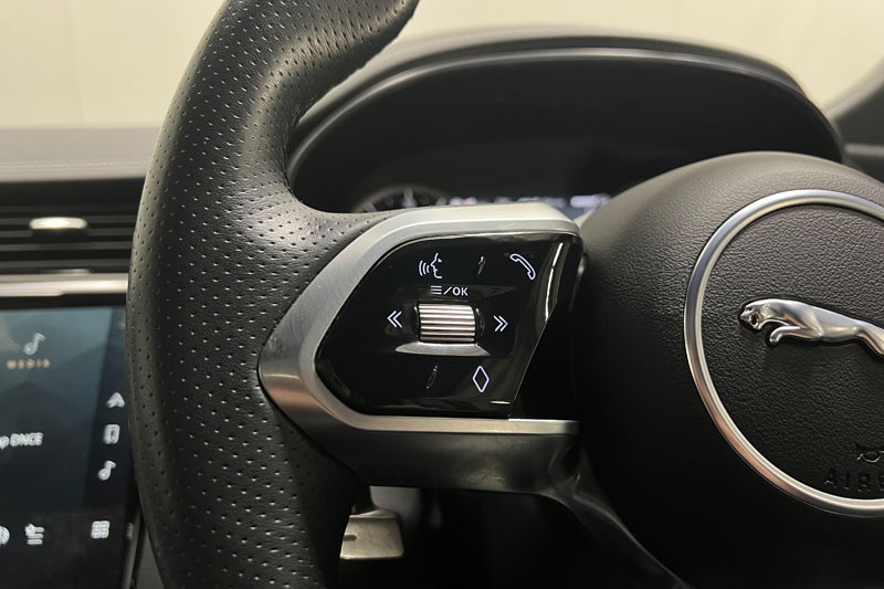 2023 (23) JAGUAR E-PACE 1.5 P300e R-Dynamic HSE 5dr Auto 5295960