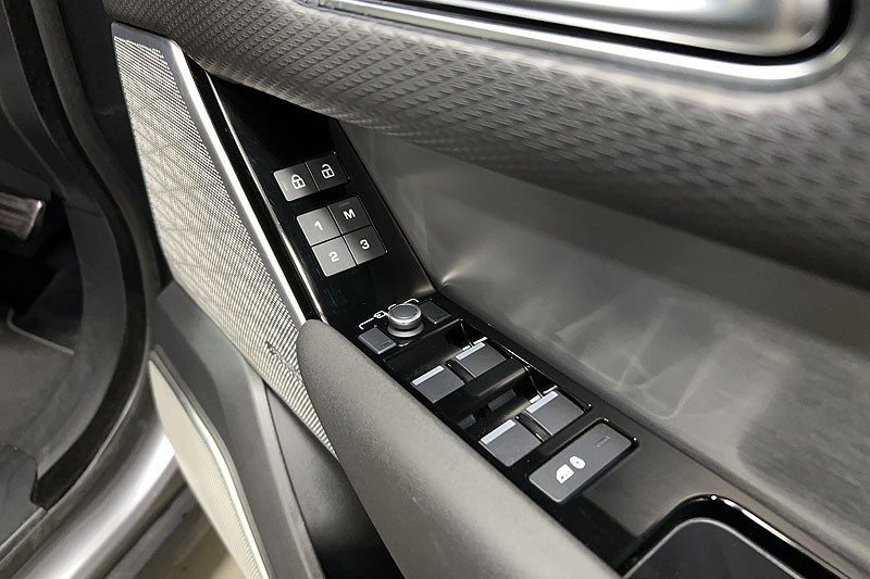 2022 (22) LAND ROVER RANGE ROVER VELAR 2.0 D200 Edition 5dr Auto 5314871