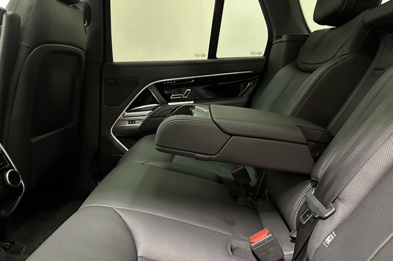 2023 (72) LAND ROVER RANGE ROVER 3.0 P460e SE 4dr Auto 5303576