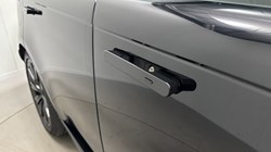 2023 (72) LAND ROVER RANGE ROVER 3.0 P460e SE 4dr Auto 5303586