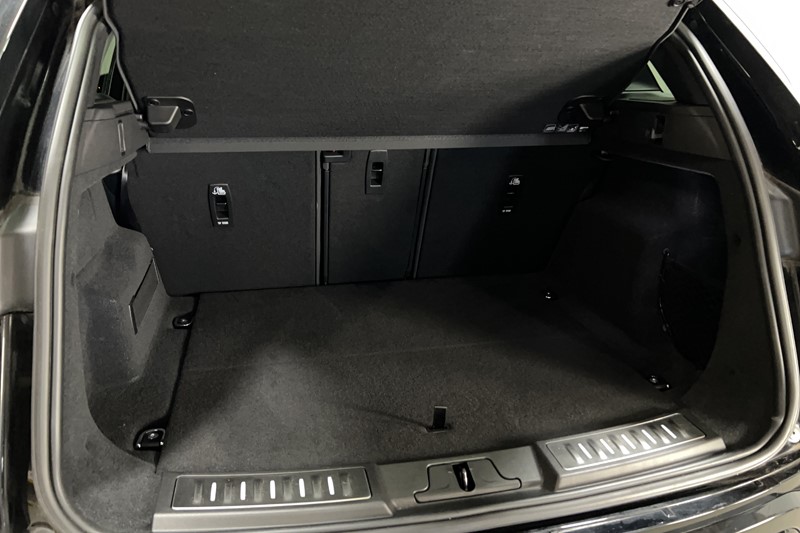 2022 (22) LAND ROVER RANGE ROVER EVOQUE 2.0 D200 R-Dynamic SE 5dr Auto 5326913