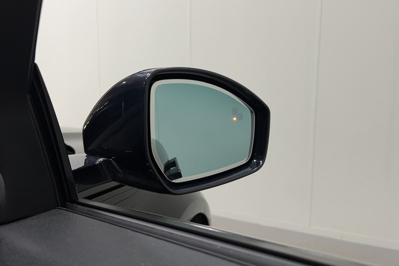 2022 (22) LAND ROVER RANGE ROVER EVOQUE 2.0 D200 R-Dynamic SE 5dr Auto 5326884