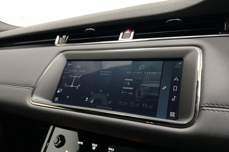 2022 (22) LAND ROVER RANGE ROVER EVOQUE 2.0 D200 R-Dynamic SE 5dr Auto 5326897