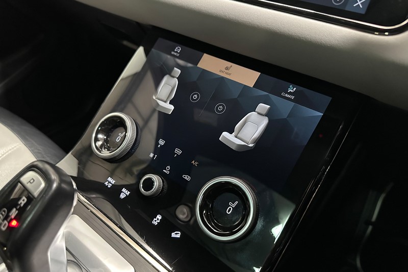 2021 (21) LAND ROVER RANGE ROVER EVOQUE 2.0 P250 R-Dynamic SE 5dr Auto 5303234