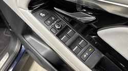 2021 (21) LAND ROVER RANGE ROVER EVOQUE 2.0 P250 R-Dynamic SE 5dr Auto 5303212