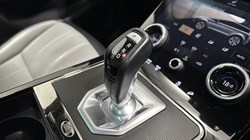 2021 (21) LAND ROVER RANGE ROVER EVOQUE 2.0 P250 R-Dynamic SE 5dr Auto 5303223