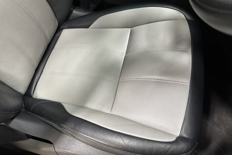 2021 (21) LAND ROVER RANGE ROVER EVOQUE 2.0 P250 R-Dynamic SE 5dr Auto 5303216