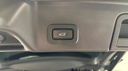 2021 (21) LAND ROVER RANGE ROVER EVOQUE 2.0 P250 R-Dynamic SE 5dr Auto 5303244