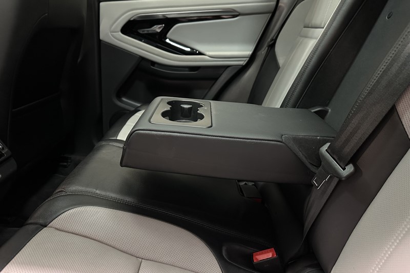 2021 (21) LAND ROVER RANGE ROVER EVOQUE 2.0 P250 R-Dynamic SE 5dr Auto 5303240