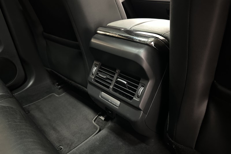 2021 (21) LAND ROVER RANGE ROVER EVOQUE 2.0 P250 R-Dynamic SE 5dr Auto 5303211