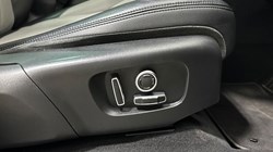 2021 (21) LAND ROVER RANGE ROVER EVOQUE 2.0 P250 R-Dynamic SE 5dr Auto 5303215