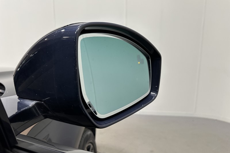 2021 (21) LAND ROVER RANGE ROVER EVOQUE 2.0 P250 R-Dynamic SE 5dr Auto 5303214